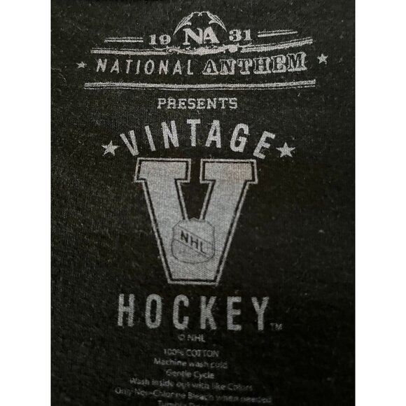 Vtg Women's Detroit Red Wings Hockey Black T-Shirt 1931 National Anthem Presents - Picture 6 of 8